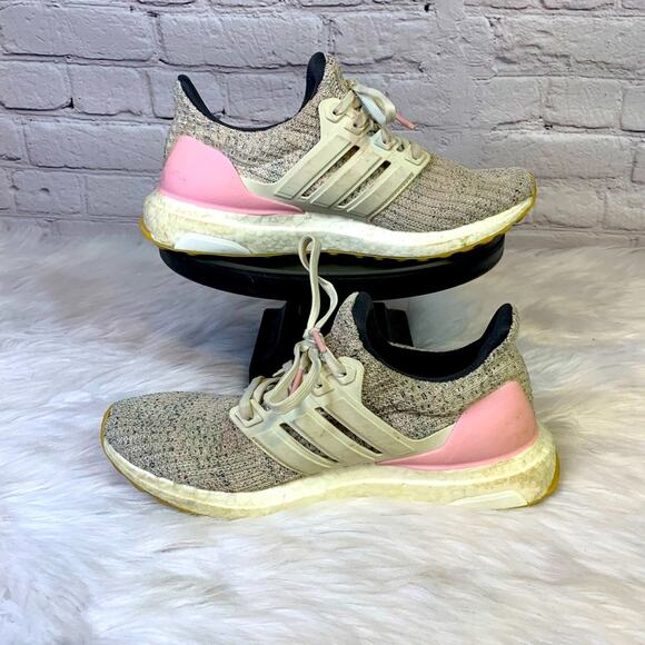 Adidas Grey & Pink Boost Sneaker Size 6 - Picture 1 of 7